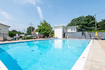 Extensive resort inspired pool deck
